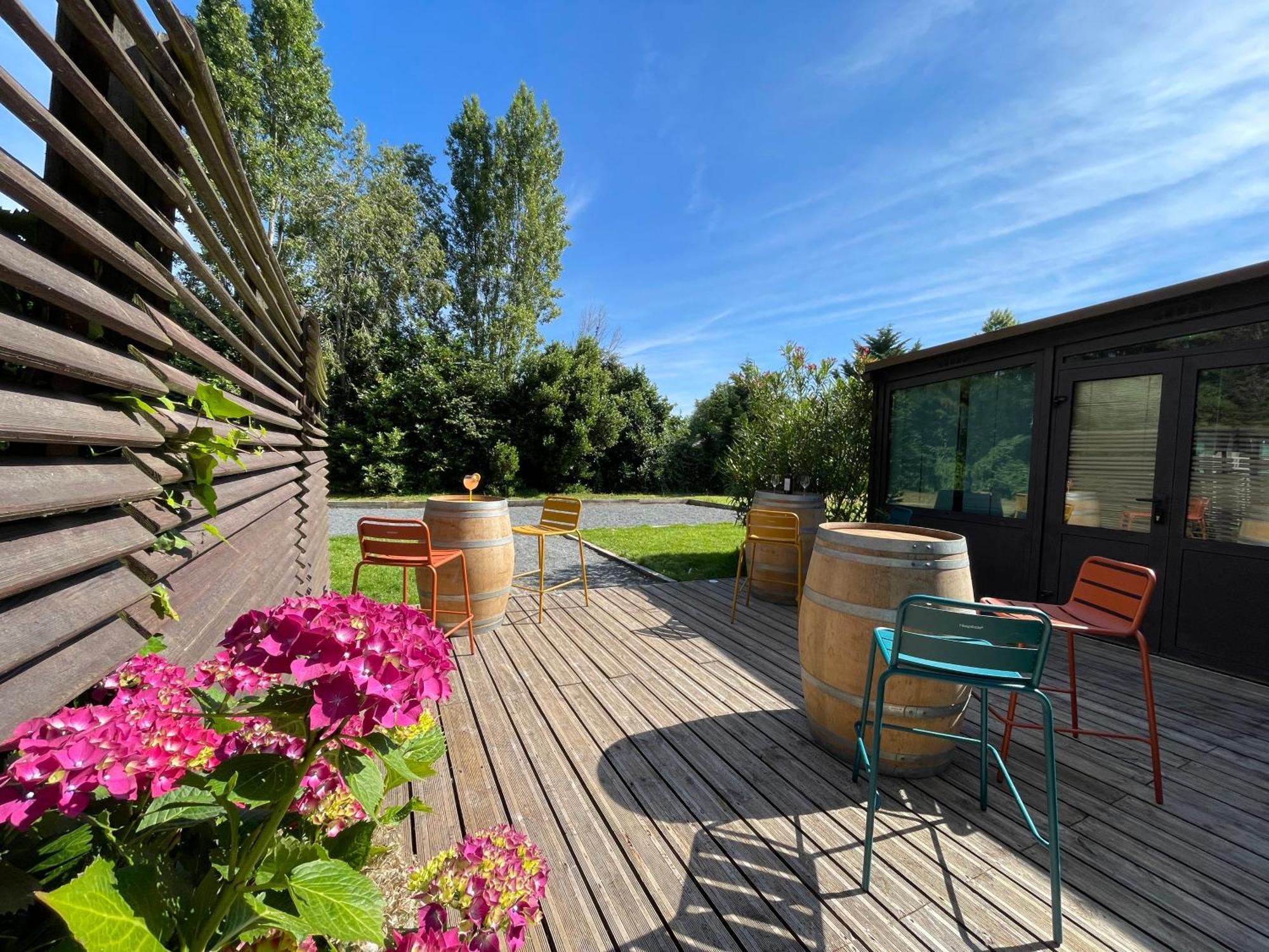 Le Roxane Hotel Saint-Laurent-des-Vignes Екстериор снимка