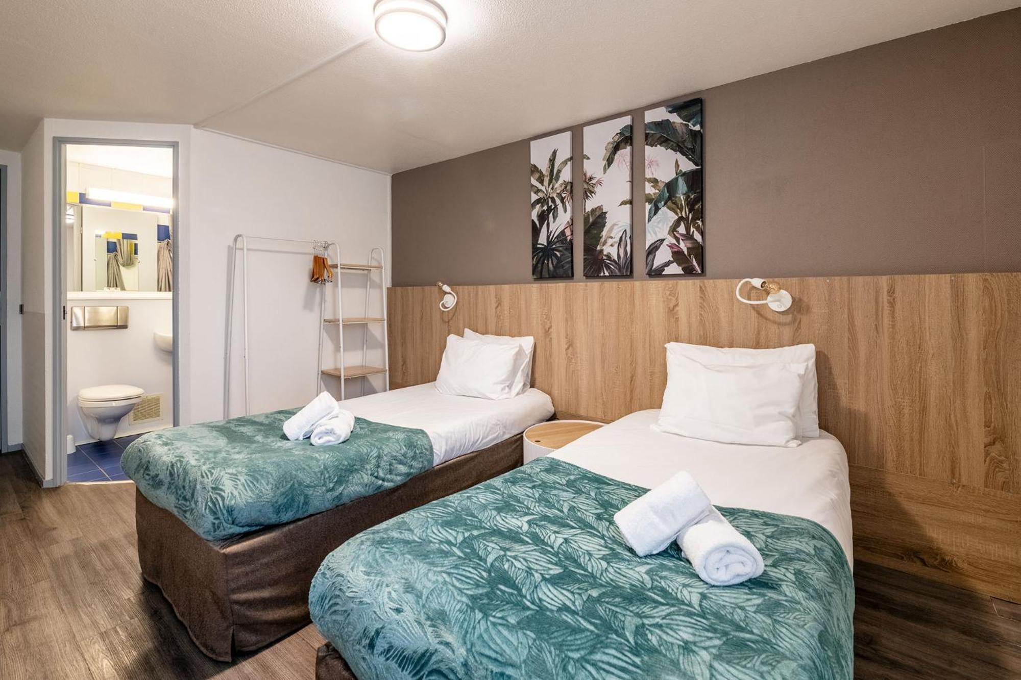 Le Roxane Hotel Saint-Laurent-des-Vignes Екстериор снимка