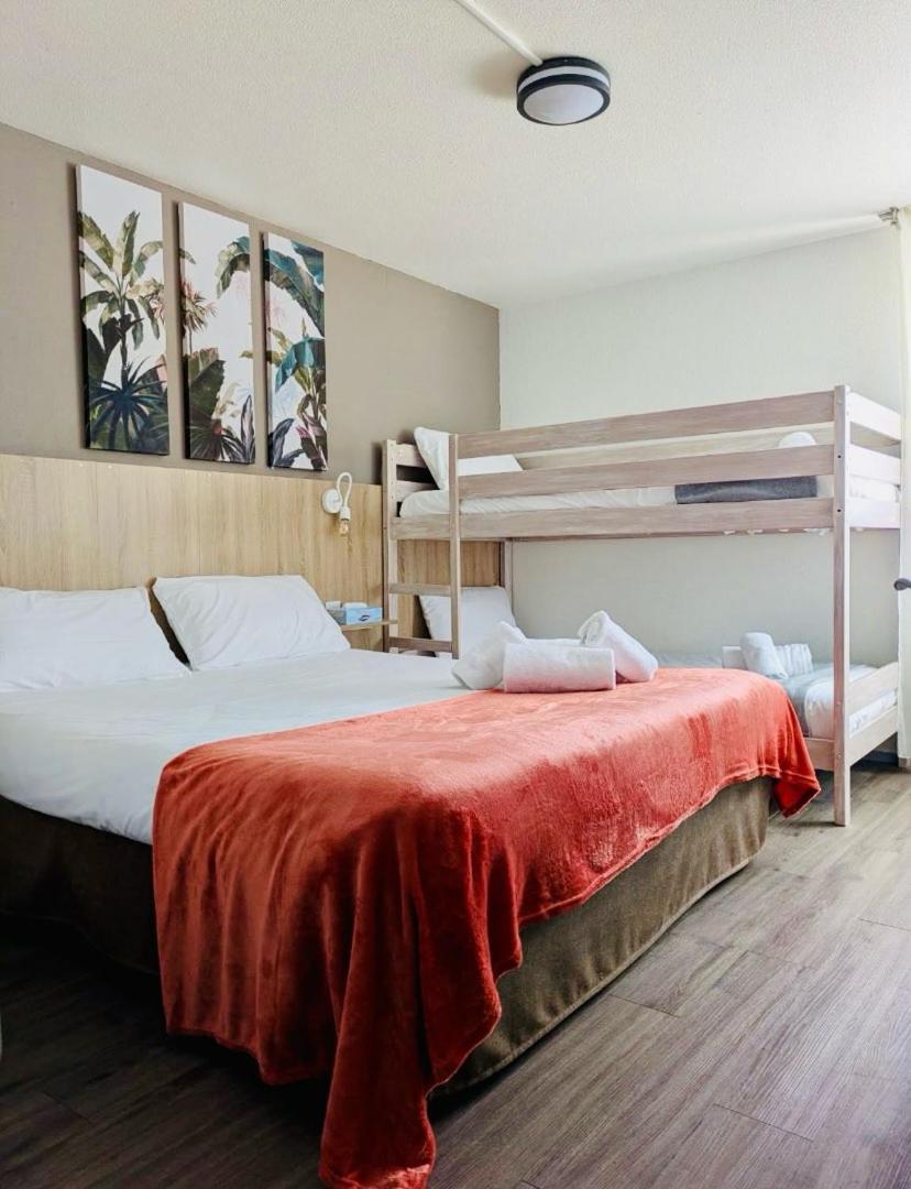 Le Roxane Hotel Saint-Laurent-des-Vignes Екстериор снимка